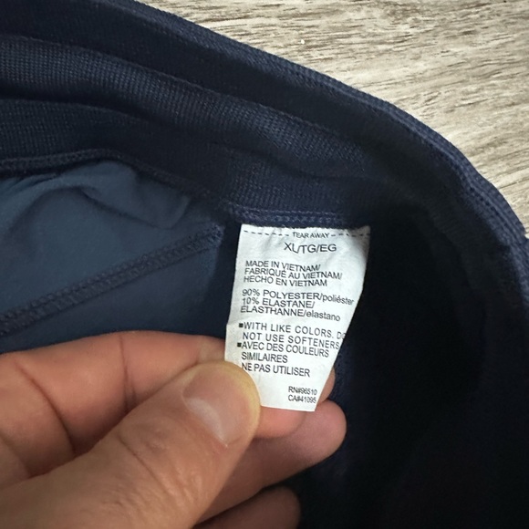 Under Armour Men's Blue Camo joggers - Picture 6 of 9